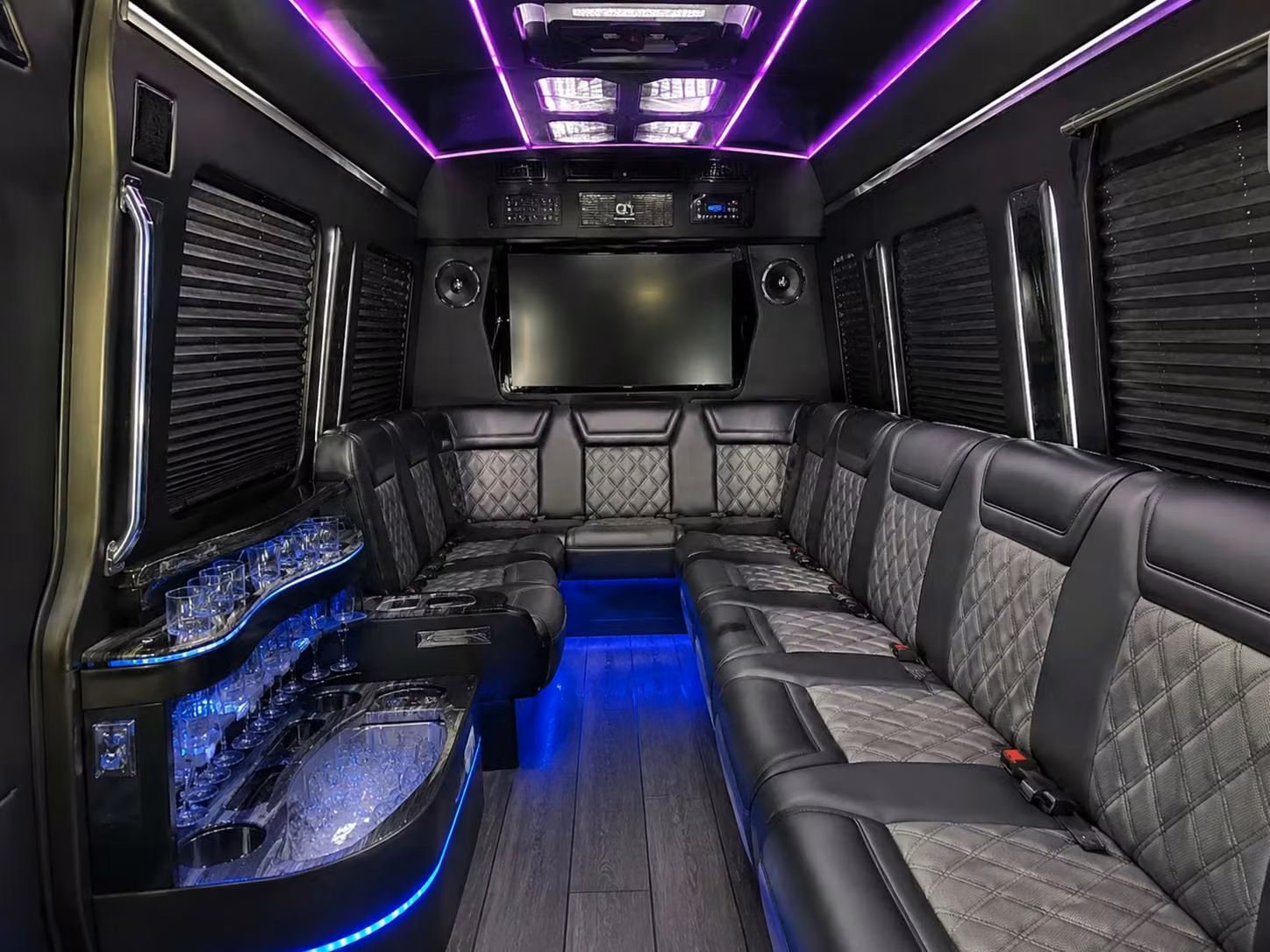 airport transfers and multi day wedding weekend transportation in jacksonville