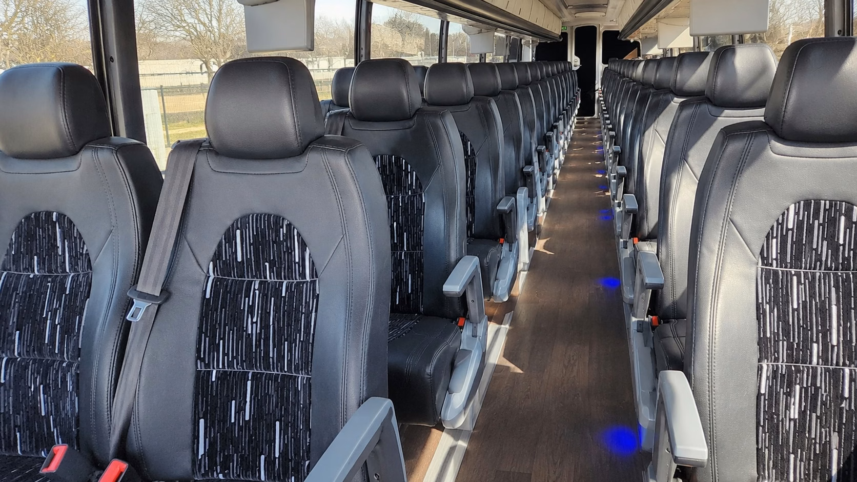 bachelorette party and rehearsal dinner bus rentals in jacksonville