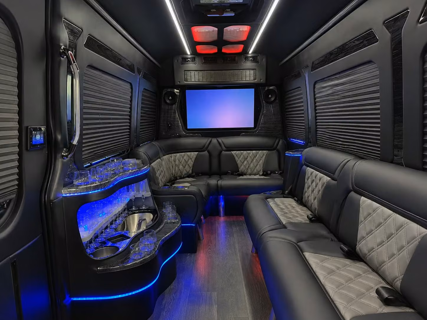 jacksonville construction site and worksite shuttle bus rentals