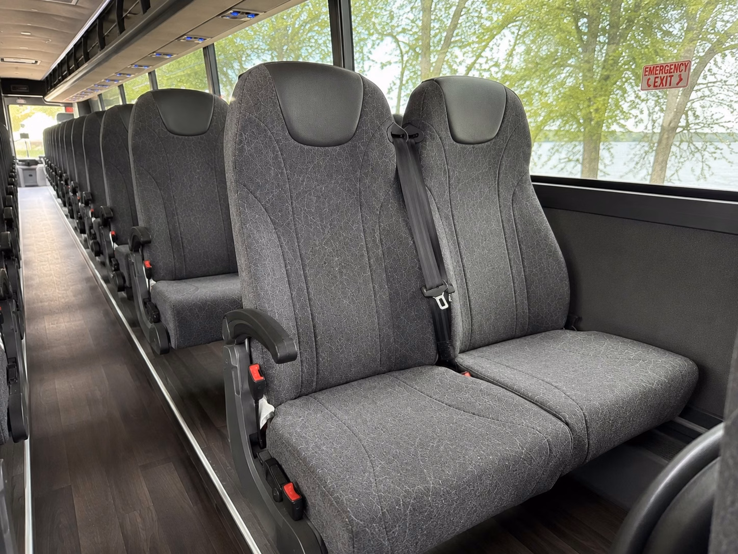 shuttle buses for jacksonville wedding guests staying downtown